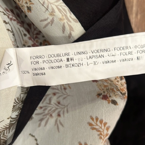 NWT Zara Woman’s Black Blazer Size Extra Small - Picture 9 of 9